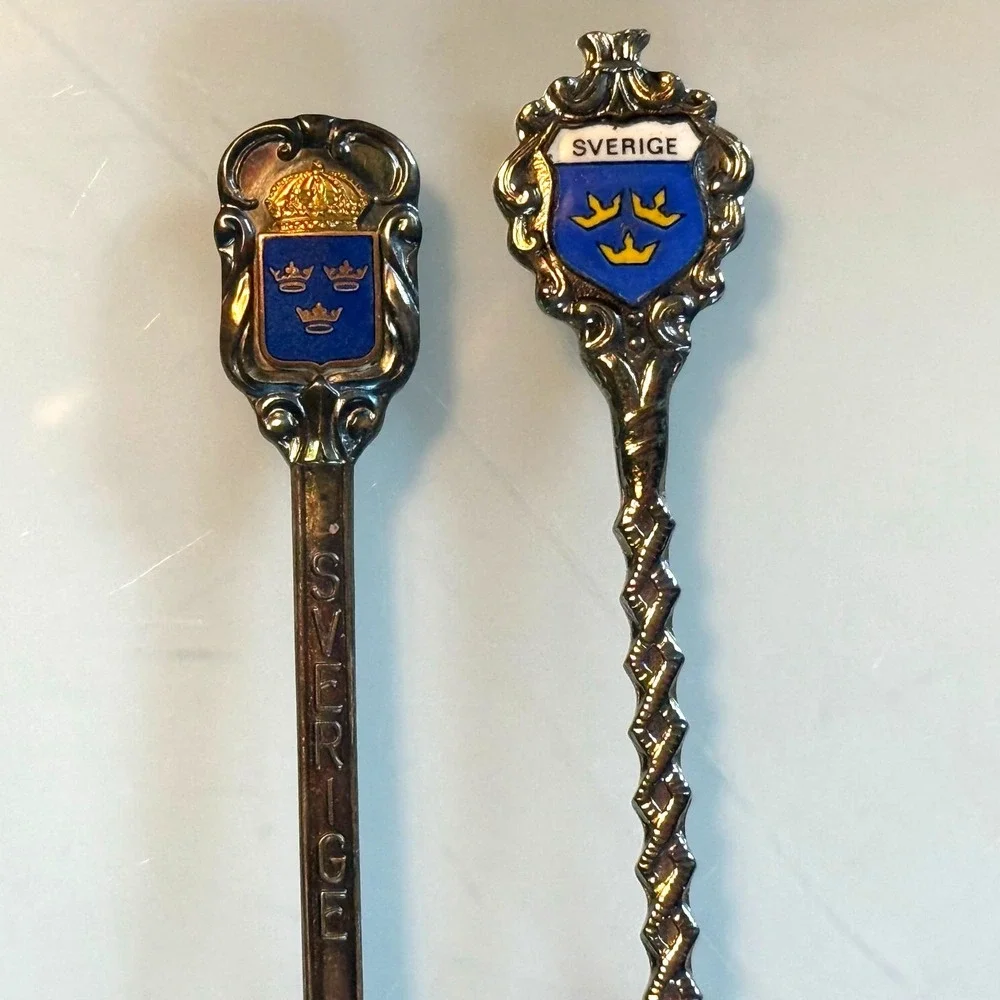 Vintage Souvenir Spoons Sweden Norway Arctic‎ Circle Israel London St Maarten